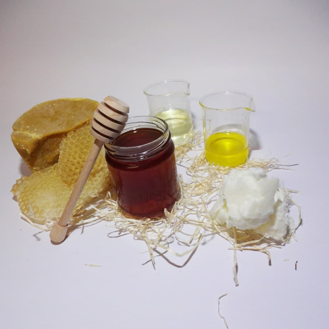 Crema mani Naturale con miele di castagno